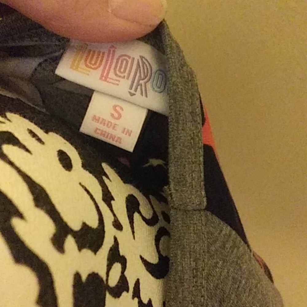 LulaRoe Randy - Picture 4 of 5